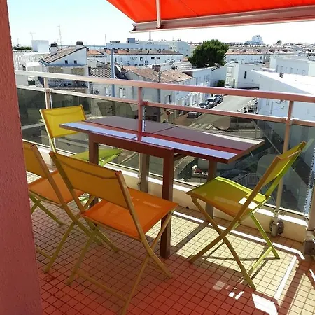 Appt 4 Pers, Centre-ville A Pieds, 300m, Apercu Mer, Tres Calme Parking Prive, Possibilite Garage Et Location Velos Electriques *